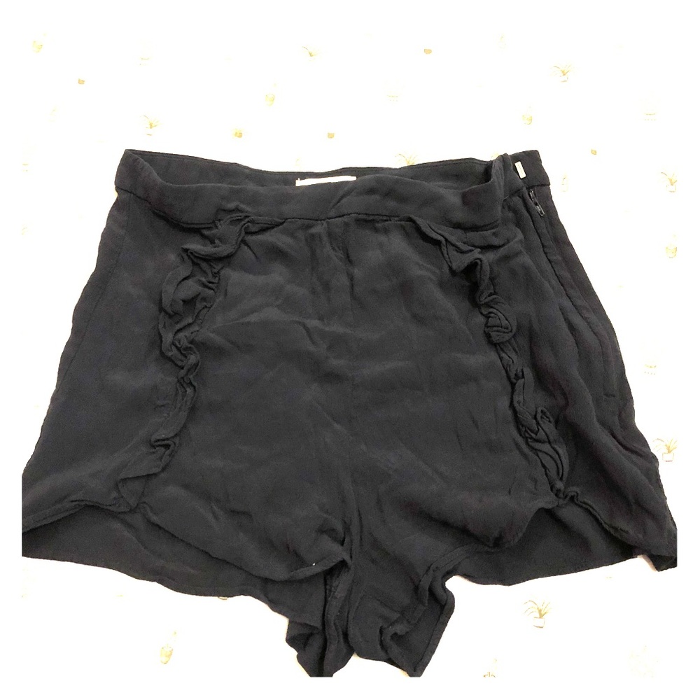 H&M high waisted shorts!